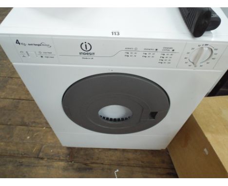 Indesit 4kg table top table dryer 