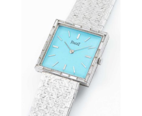A FINE 18K SOLID WHITE GOLD & DIAMOND PIAGET BRACELET WATCHCIRCA 1970s, REF. 947 A3, WITH "TIFFANY BLUE" COLOUR DIAL Movement