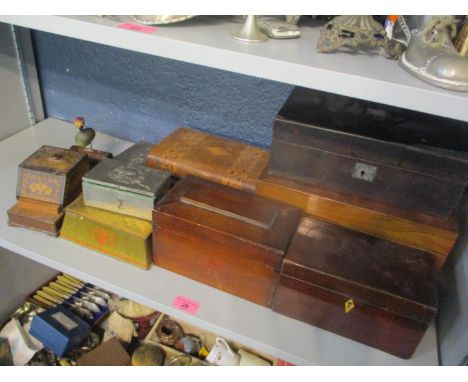 A quantity of boxes to include a Tunbridgeware box, a tea caddy and others 