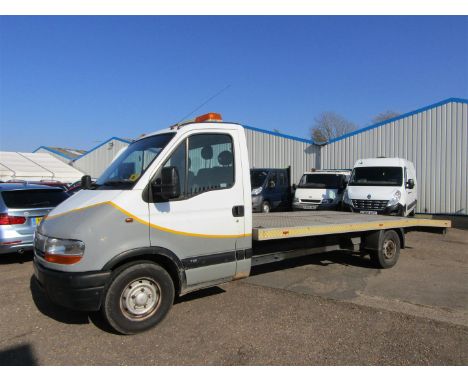 Make &amp; Model: Renault Master T33 2.5D MWBDate of Reg: A15 KKMColour: Whitecc: 2499MoT: 28-05-2022Fuel Type: DIESELMileage