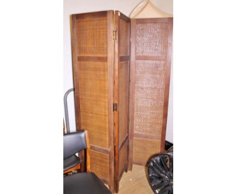 TRIFOLD SCREEN. Oak and wicker trifold screen and a standard lamp with shade