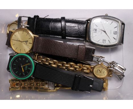 VINTAGE WRISTWATCHES. Box of vintage wristwatches