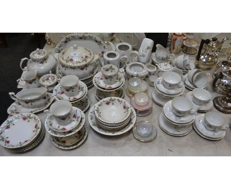 A Polish ceramic dinner service, printed with a Rose bouquet border; others;  qty 