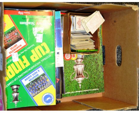 Sporting memorabilia - Manchester Untied FC match day programmes from the 1970's and 1980's (1 box)