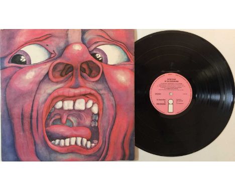 KING CRIMSON - IN THE COURT OF THE KING CRIMSON LP (ORIGINAL UK PINK ISLAND - ILPS 9111). Here we have a superb original UK p