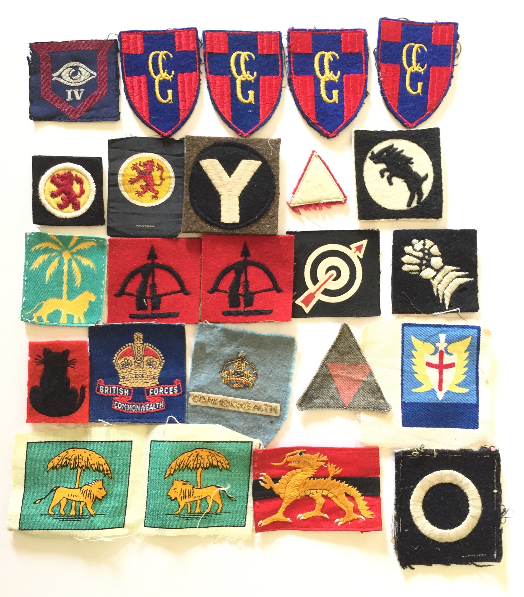 Selection Of Ww2 & Post Ww2 British Army Cloth Formation Badges. A 