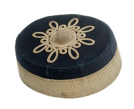 Victorian Royal Artillery Volunteers Officer’s Pill Box Cap. A good example of dark blue melton cloth with a broad band of si