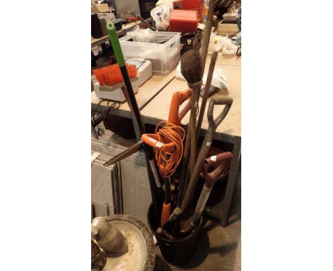 Selection of garden tools including a power hoe in a plastic tub 