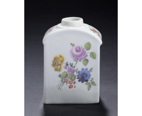 A MEISSEN TEA CANISTER, C1750  painted to the sides with flowers, 10cm h ++Possible faint trace of crossed swords on the ungl