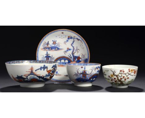A LIVERPOOL SLOP BASIN, JOHN OR SETH PENNINGTON, C1780-1800 painted in underglaze blue and iron red enamel with the Cannonbal