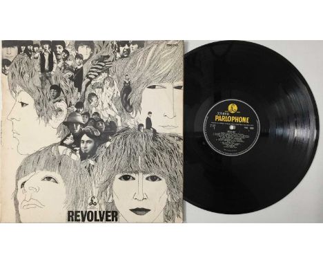 THE BEATLES - REVOLVER LP (ORIGINAL UK WITHDRAWN MIX COPY - PMC 7009). A nice example of the scarce "withdrawn" mix of The Be