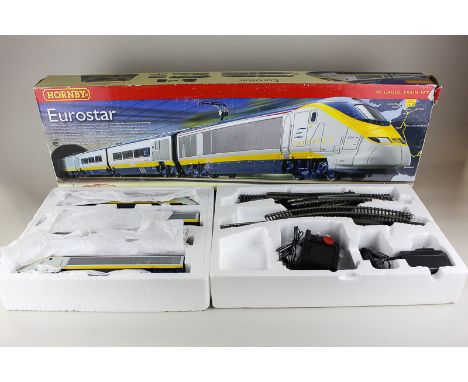 A Hornby Railways 00 gauge model railway train set, Eurostar R1071, boxed