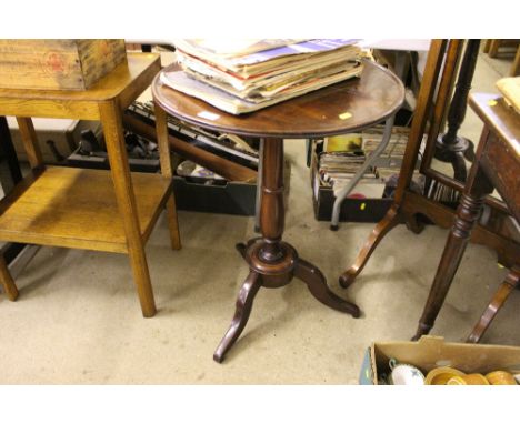A 19th Century circular mahogany tripod occasional table 