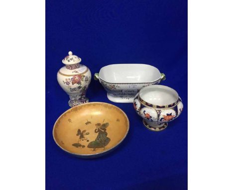 WEDGWOOD 'EASTERN FLOWERS' BALUSTER LIDDED JARtogether with a Crown Devon lustre bowl, Derby dish and a ceramic tureen (4)