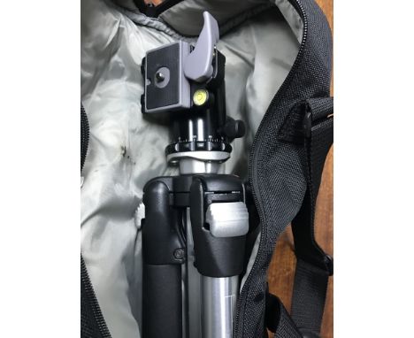 MANFROTTO 055CL TRIPODin Calumet case