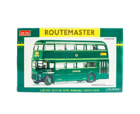 A Sun Star 1:24 scale Routemaster Bus (2904). London Transport Green Line RMC1453, 453 CLT. Boxed, minor wear. With certifica