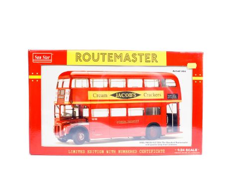 A Sun Star 1:24 scale Routemaster Bus (2902). London Transport RM254, VLT 254. Boxed, minor wear. With certificate and access