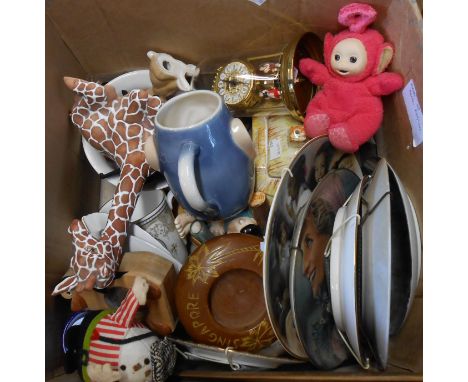 A box containing a quantity of assorted ceramic, glass and other collectable items including Goebel pottery Happy Chimp mug, 