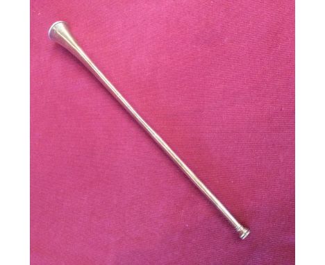 Hallmarked silver candle snuffer in the form of a hunting horn by 'Thornhill & Co' Bond Street