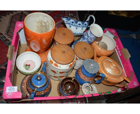 A good quantity of china to include: Crown Devon Fieldings teaware, storage jars, etc.