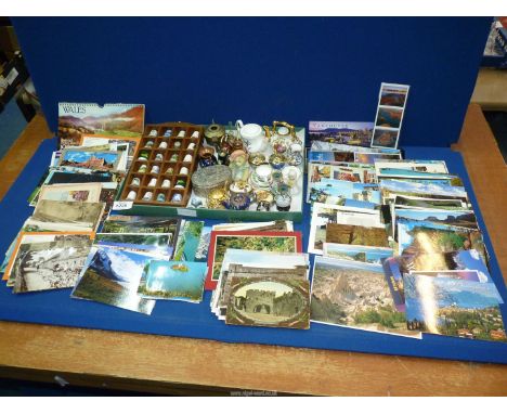 A small quantity of miniature ornaments to include: cloisonne teapot and vase, bargeware style teapots, chamber oil lamp, Coa