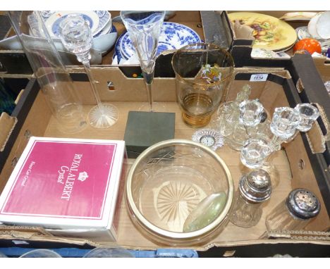 A quantity of cut glass to include: a Waterford crystal "Shell" quartz clock, Waterford champagne flute, a pair of Royal Albe