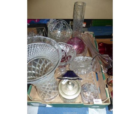A quantity of glass to include: large vases, heavy ashtrays, blue dish, pink lustre rose bowl, etc.
