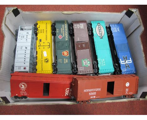 Eight 'O' Gauge/7mm U.S.A Outline Unboxed Items of Rolling Stock, seven box cars, one hopper, fair condition.