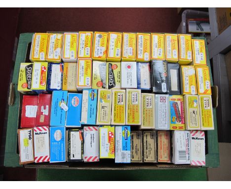 Fifty 'HO' Gauge Boxed U.S.A Outline Items of Rolling Stock, by Accurail, Athearn, T.M.L etc, multiple variations (new to goo