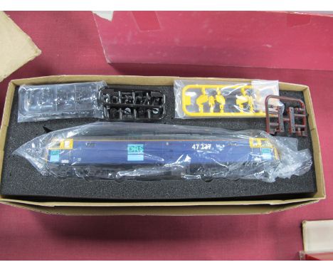 A Heljan "OO" Gauge/4mm Boxed Ltd Edition No. 321 of 750 Class 47 Co-Co Diesel Locomotive, DRS livery R/No. 472237, The Loco,