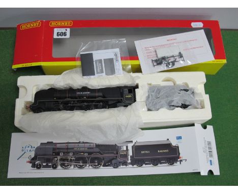 A Hornby "OO"Gauge/4mm #R2692 BR 4-6-2 Battle of Britain Class Locomotive and Tender, R/No 34090. 'Sir Eustace Missenden', BR