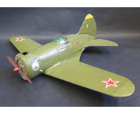 An Engine Powered Model Airplane of a Russian Polikarpov WWII Fighter Plane (82.5cm wingspan) 