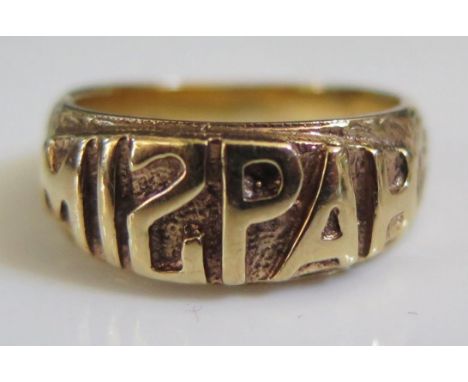 A 9ct Gold MIZPAH Ring, size O, 6.5g 