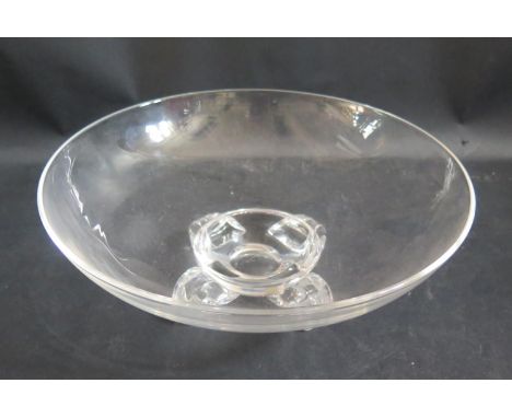 A Steuben Studio Glass Bowl, 26.5cm 