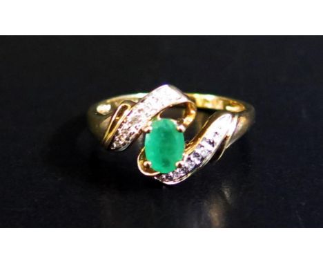 A 9ct Yellow Gold, Emerald and Diamond Ring, size N, 2g 