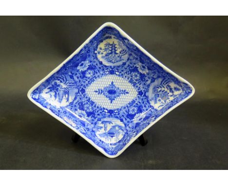 A Caughley Blue and White Porcelain Dish, 24x19mm 