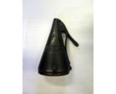 A Small 19th Century Copper Powder Flask, 8.5cm