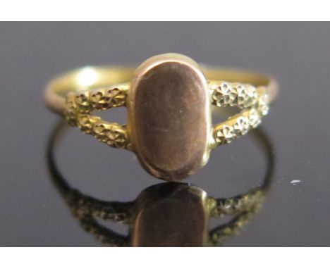 A 9ct Gold Child's Ring by Charles Horner, size F, 0.4g 