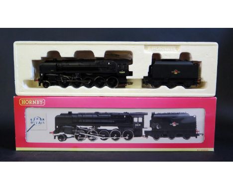 A Hornby OO Gauge R 2105B BR 2-10-0 Class 9F Locomotive "92139" Boxed 