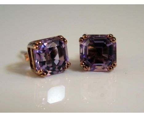 A Pair of 9ct Gold and Amethyst Stud Earrings, 2.6g 