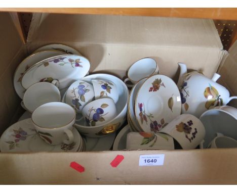 A Selection of Royal Worcester 'Evesham' 