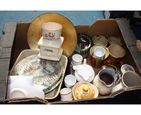 A quantity of china including Cabin ware, Iden pottery jug, Wattisfield jug, Portmeirion 'Pomona' Candlestick, two Wedgwood p