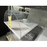 Présentoir Dome en Plexi, 27'' x 19''