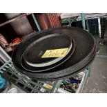 LOT: (10) Gros cabarets de service