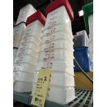 LOT: (8) Bacs à Mesurer, 7.5 L. avec Couvercles