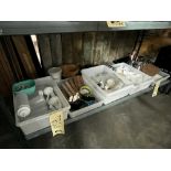 LOT: (4) Bacs avec Items variés