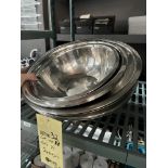 LOT: (11) Bols à Mélanger en Acier Inox.