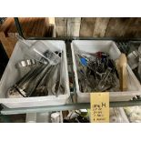 LOT: Pinces, etc., avec Bacs