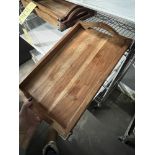 LOT: (4) Cabarets Variée en Bois