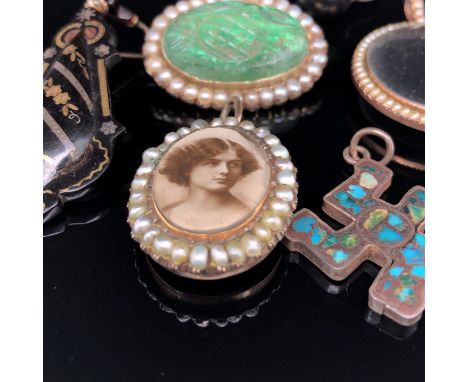 A GOLD AND PEARL OPEN FACE PORTRAIT LOCKET, TOGETHER WITH A FURTHER PEARL GLAZED FRONT AND BACK OPEN FOB, TWO VICTORIAN PIQUE